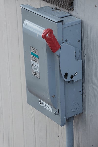 Emergency kill switch box on house