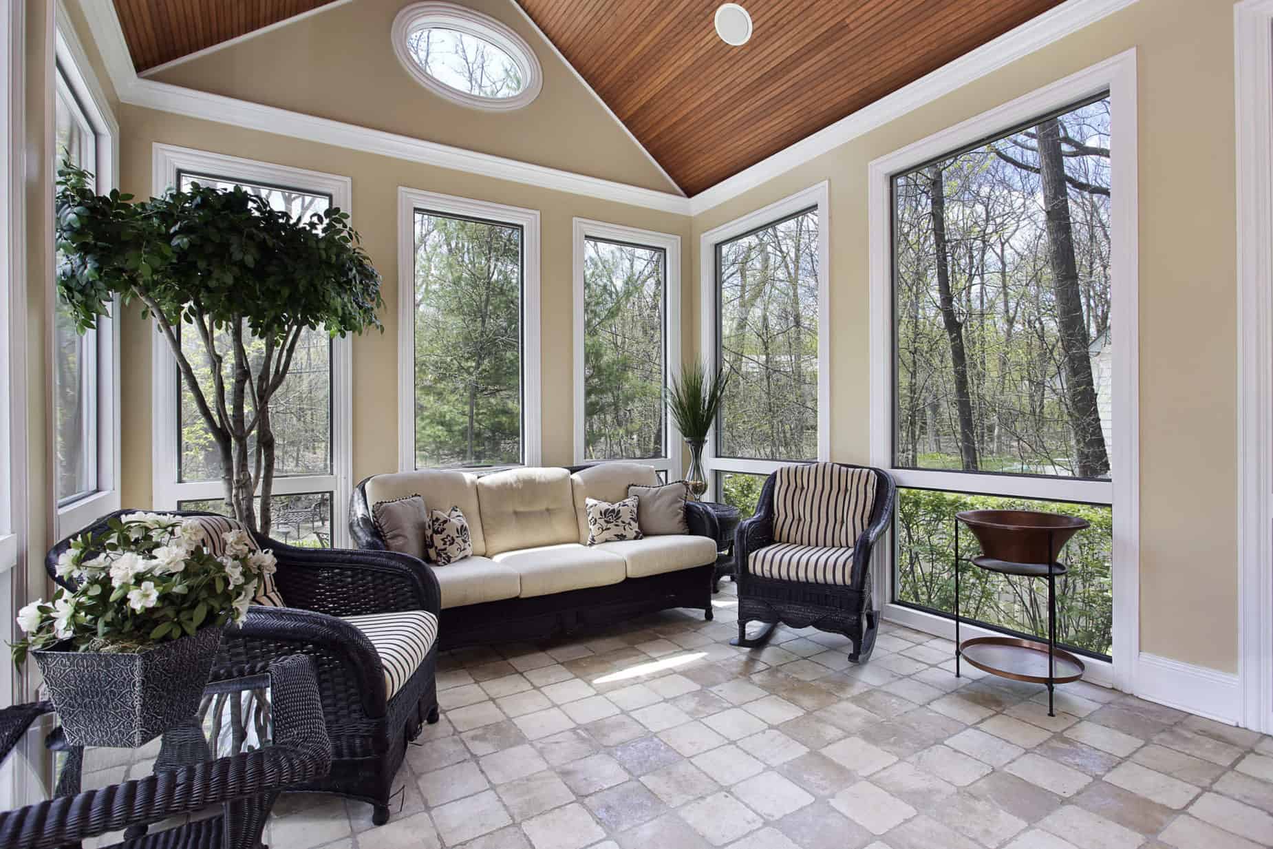 A Sun Room that Doesn’t Leave You Cold
