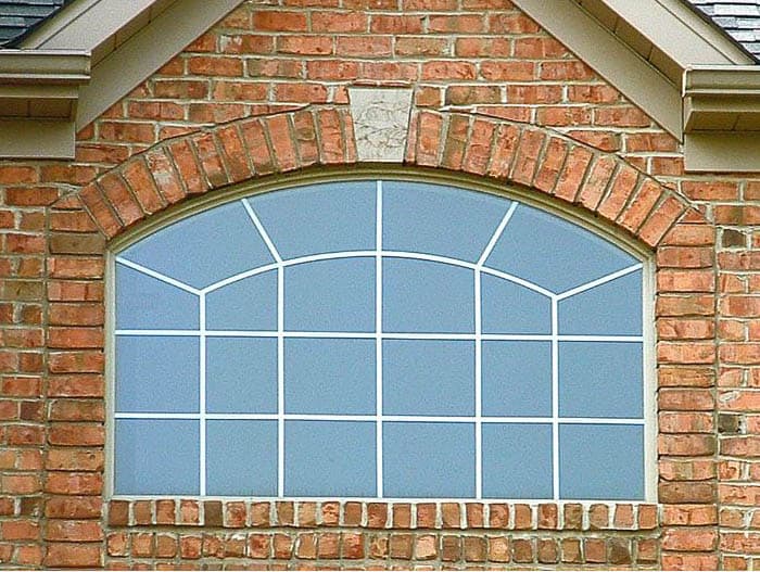 eyebrow windows with extended legs
