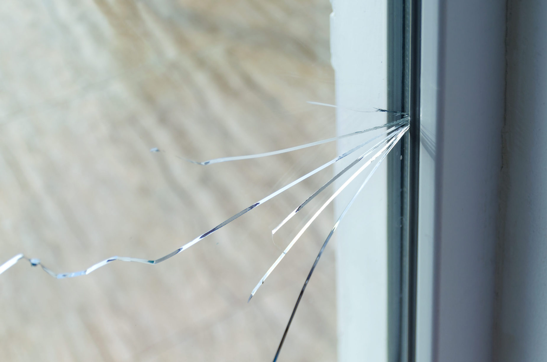 crack on window