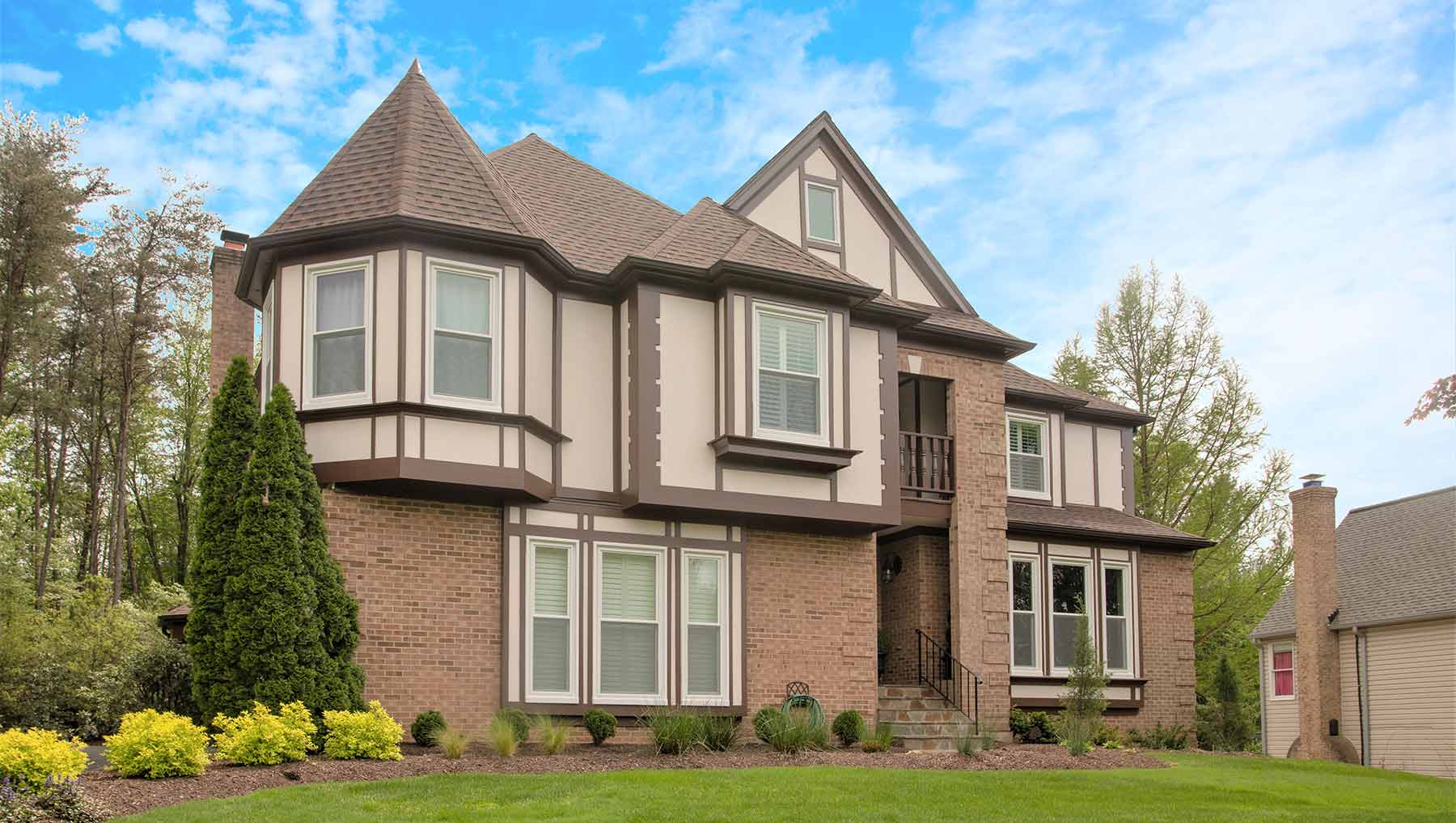 Why Buy Local: A Guide to Buying from a Local Window Company