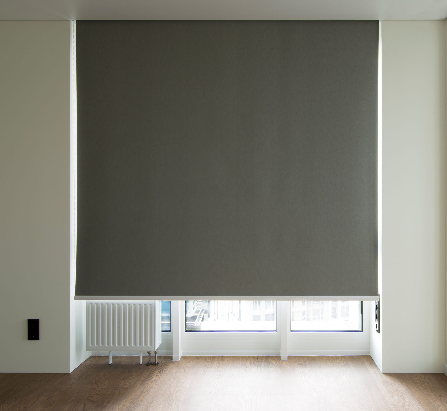 How to Blackout Windows