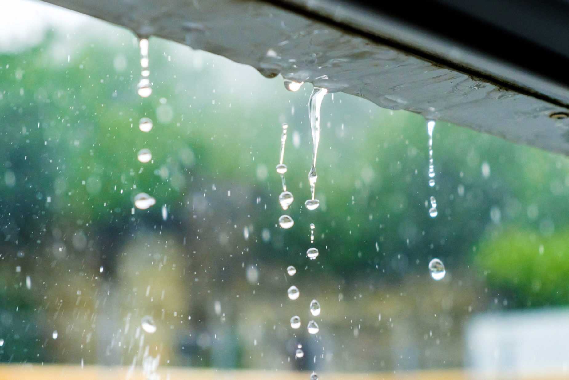 Rainwater,Drains,Off,The,Roof.