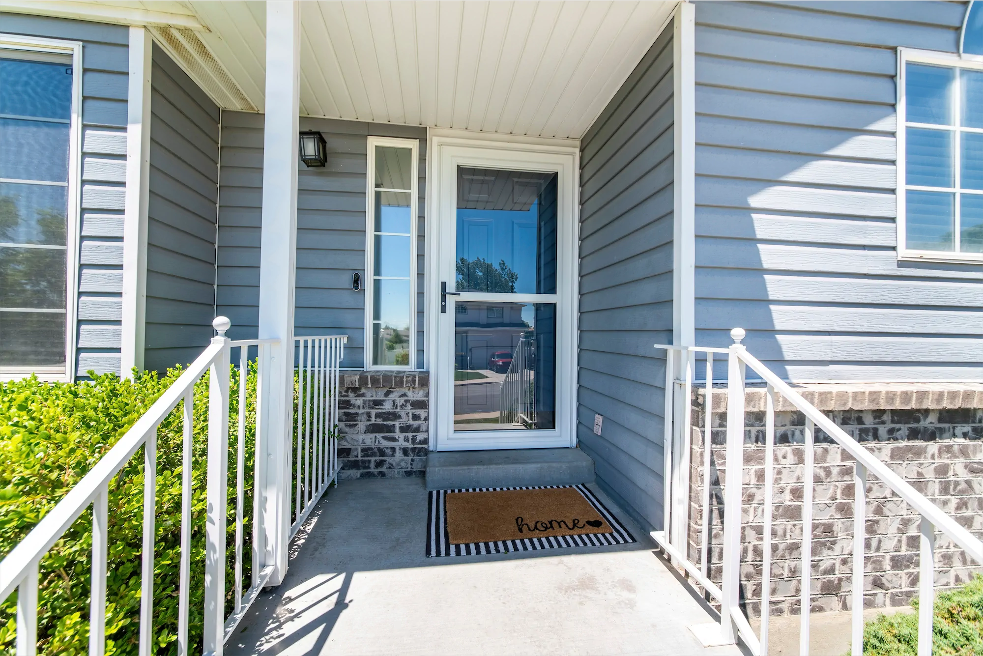 Top Design Trends for Storm Doors